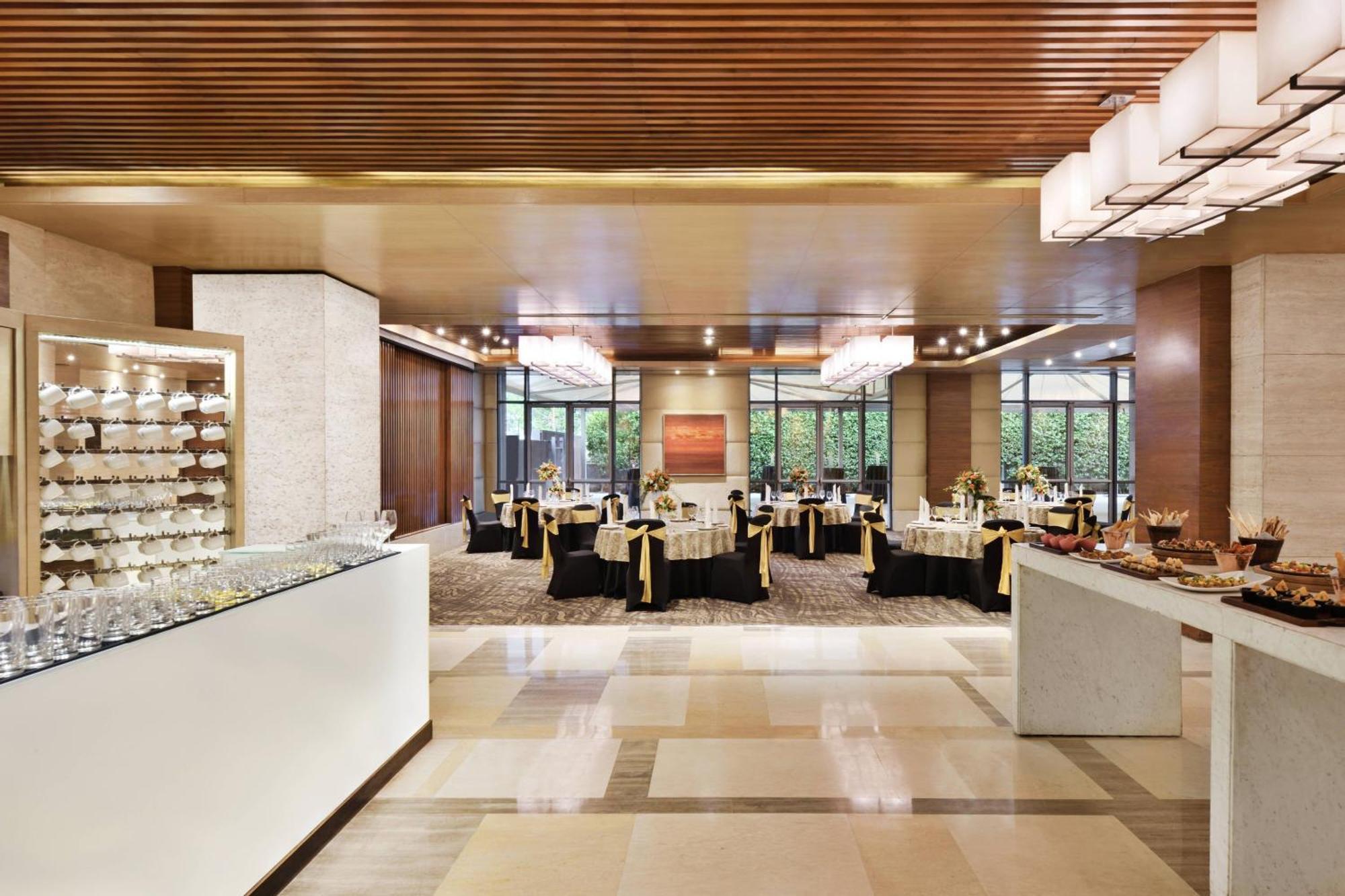 JW Marriott Hotel Chandīgarh Exteriör bild